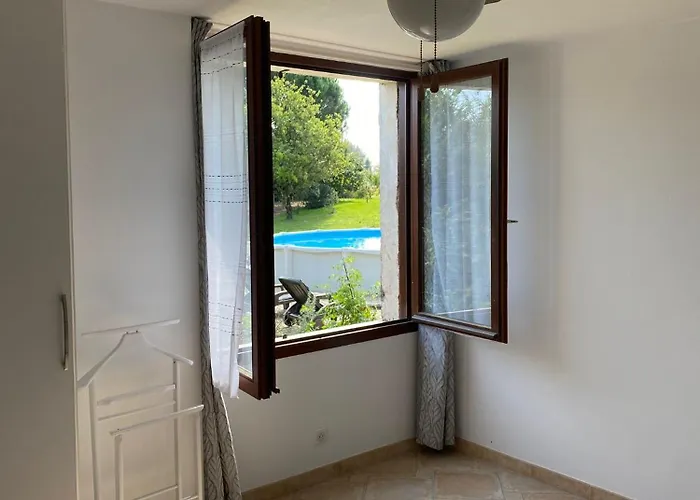 Maison A La Campagne Avec *